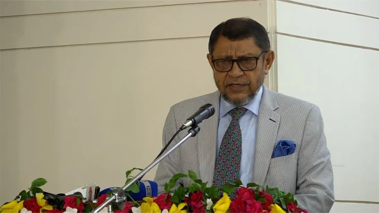সিজার বাণিজ্য রুখতে কঠোর সরকার: শনিবারের মধ্যে নরমাল ডেলিভারি রুম না থাকলে ক্লিনিকের লাইসেন্স বাতিল