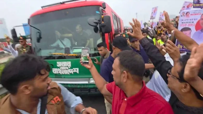 পদ্মা সেতু পেরিয়ে বরিশালে প্রধানমন্ত্রী তারেক রহমান: দক্ষিণাঞ্চলে উৎসবের আমেজ